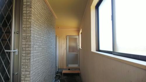 勝手口からキャビンへの土間アプローチ